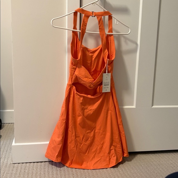 NWT Halara Backless Twisted Active Dress - Size Small - Picture 5 of 8